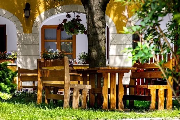 Gastland M0 Hotel & Conference Center - Dış Mekan