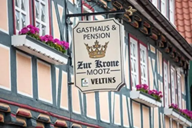 Gaststätte & Pension  Zur Krone