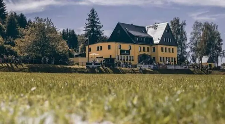 Gaststätte Waldhof - 1