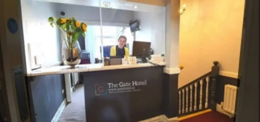 The Gate Hotel - Lobi