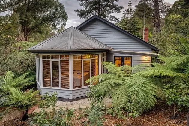 Gatehouse Cottage at Merrow Cottages - Mt Dandenong