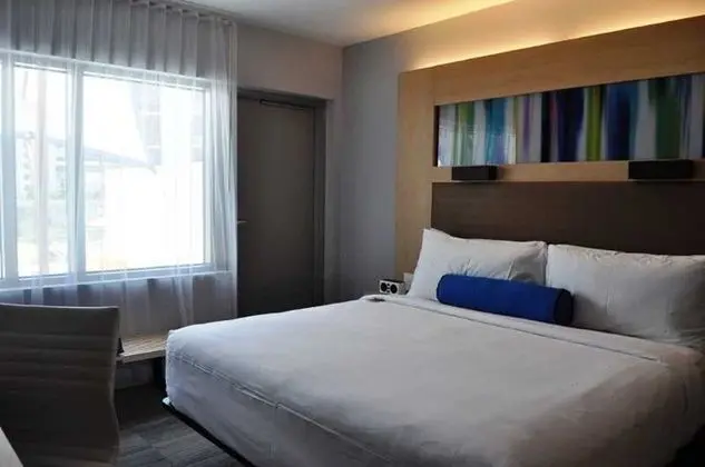 Gates South Beach, a DoubleTree by Hilton