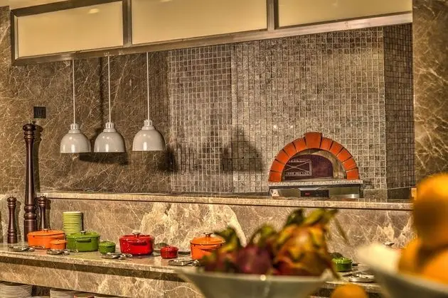 The Gateway Hotel Ambad - Yerinde Yemek