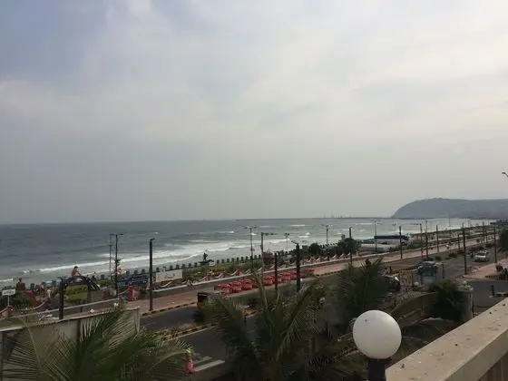 The Gateway Hotel Beach Road - Dış Mekan