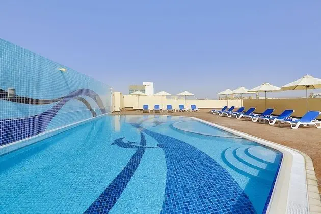 Gateway Hotel - Havuz