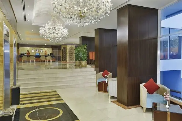 Gateway Hotel - Lobi