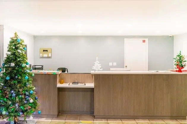 Gateway Inn Gardena - Lobi