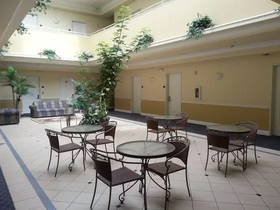 Gateway Inn and Suites Hotel