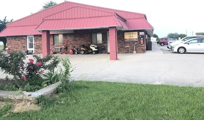 Gateway Inn