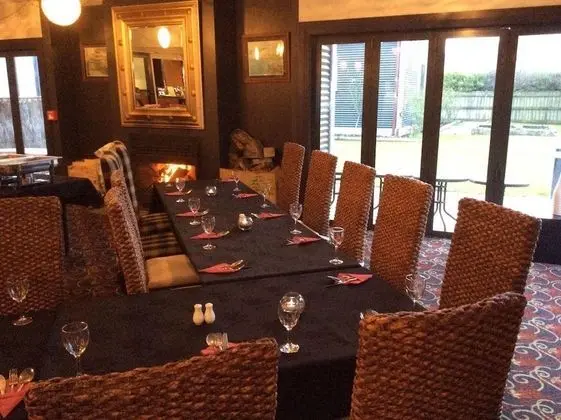Gateway Motor Inn Boutique Hotel - Yerinde Yemek