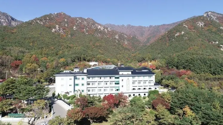 Gaya Hotel