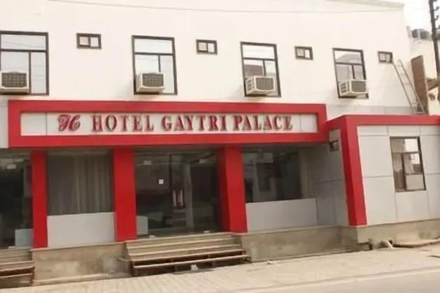 Hotel Gayatri Palace
