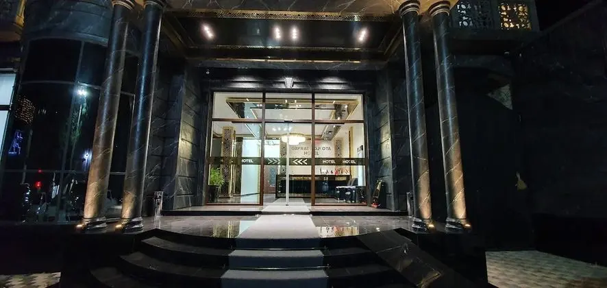 G'ayrat Hoji Ota Hotel - 1