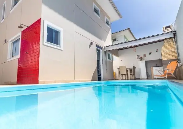 GB07 Otima Casa 4 Suites em Guarajuba - Havuz