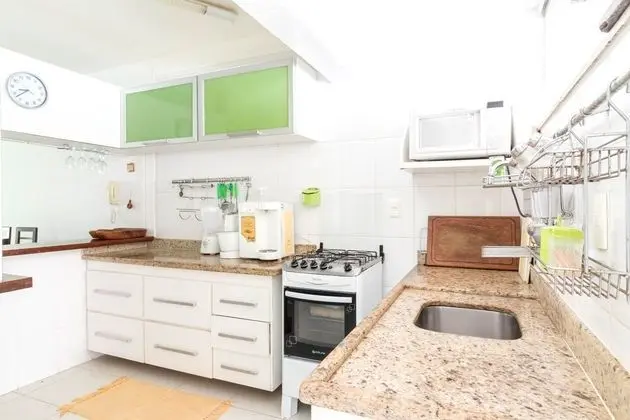 GB12 Village 3 Suites a 200m da Praia - Mutfak