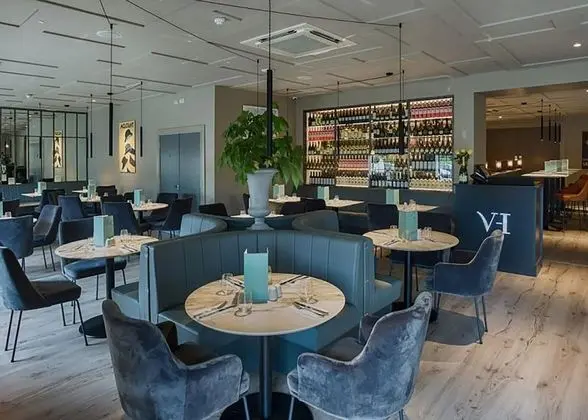 Village Hotel - Yerinde Yemek