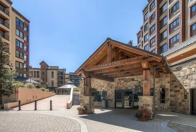 Village at Breckenridge Condos by CRMR - Öne Çıkan Resim