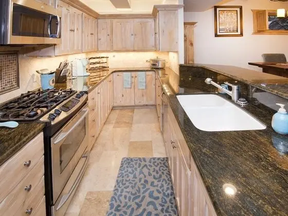 Village Center Condo 1G - Oda