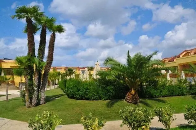 Hotel Village Centro Congressi La Principessa - Dış Mekan