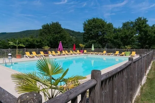 Village de Gite - La Cascade - Havuz