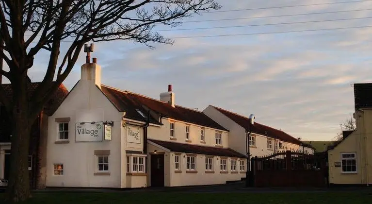 The Village Inn - Genel