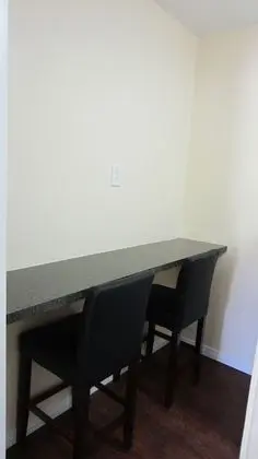 Village Inn & Suites - Oda Düzeni