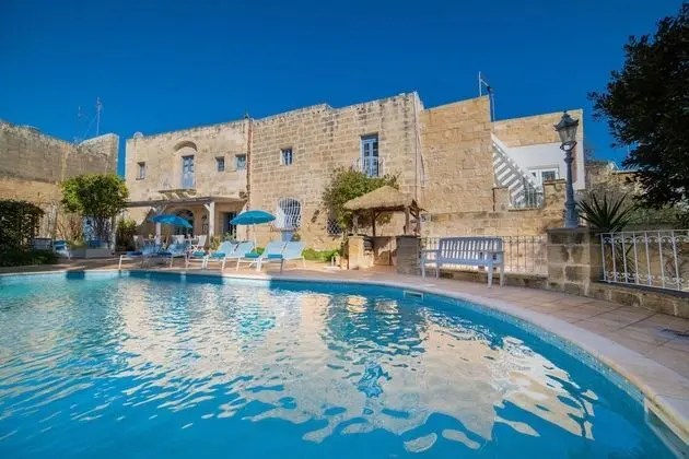 Village Knights B&B