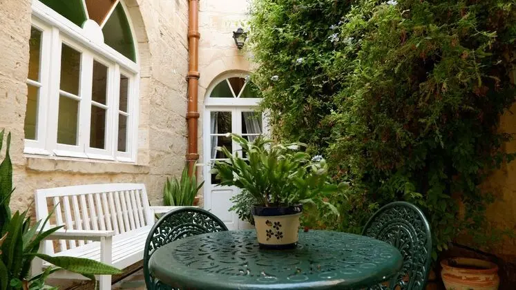 Village Knights B&B - Dış Mekan