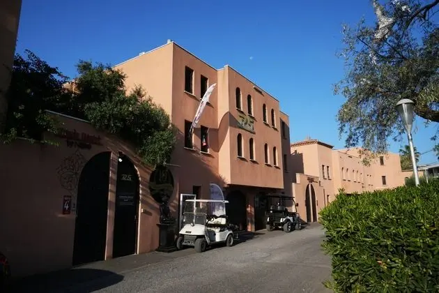 Village Naturiste Hôtel Restaurant Libertin Cap d Agde - Öne Çıkan Resim