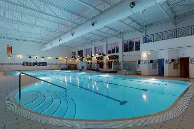 Village Hotel Newcastle - Havuz