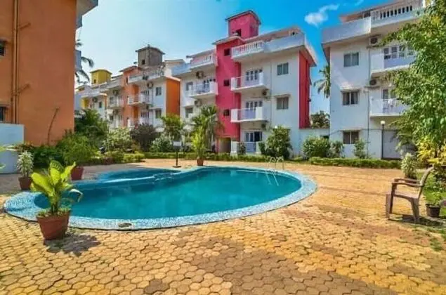 Village Royale, Calangute Beach - Havuz