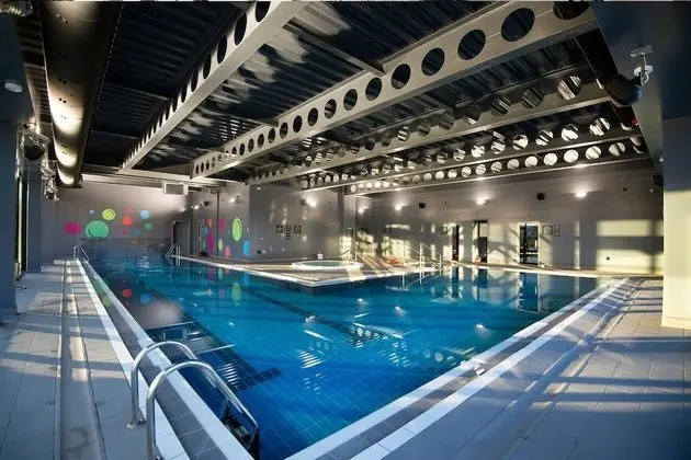 Village Hotel Southampton Eastleigh - Havuz