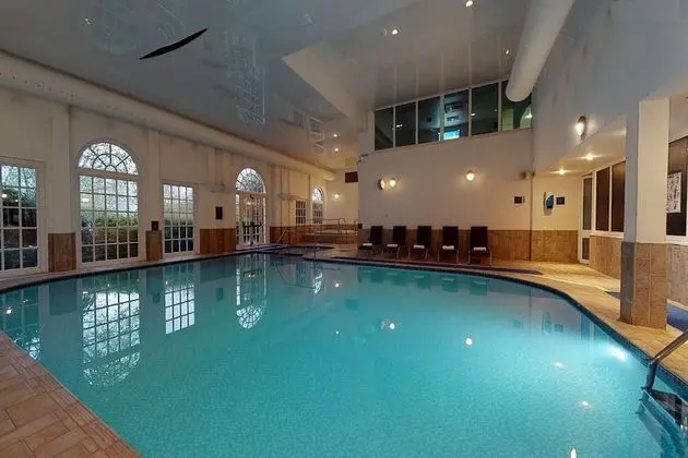 Village Hotel St David's, Nr Chester - Havuz