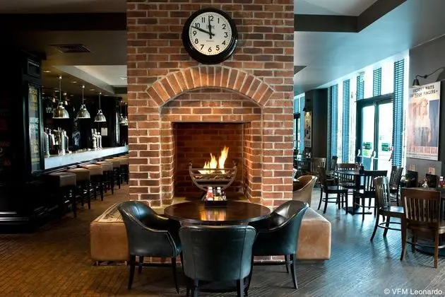 Village Urban Resort Farnborough - Genel