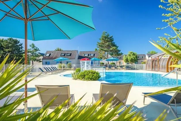 Village Vacances Azureva Kerjouanno - Havuz