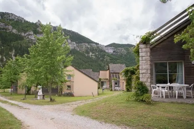 Village vacances de blajoux Quézac - Dış Mekan