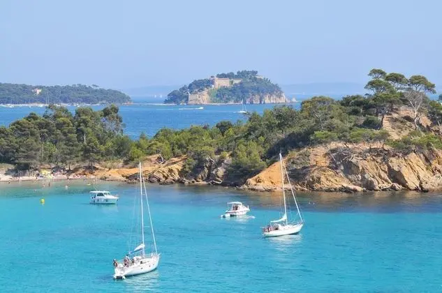 Village Vacances La Manne - Plaj