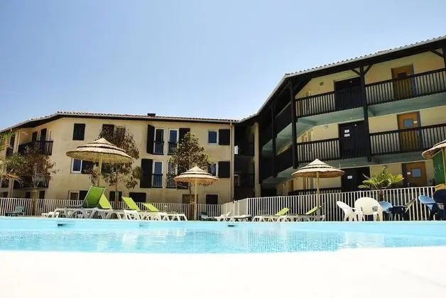 Village Vacances Le Junka - Havuz