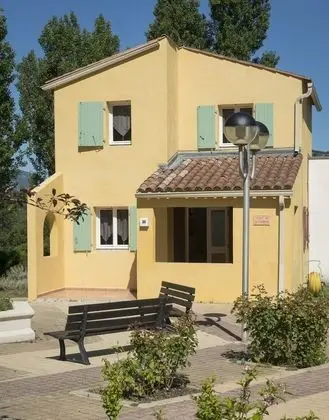 Village vacances Léo Lagrange Montbrun - Dış Mekan