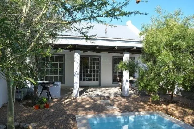 Gecko Cottages