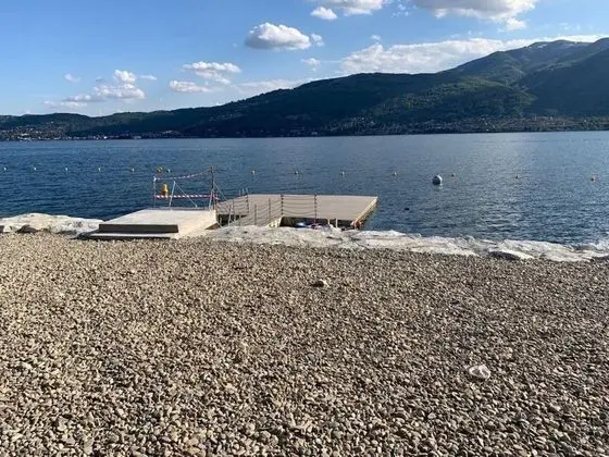 Gelsomino 1 Apartment With Lake View and Beach