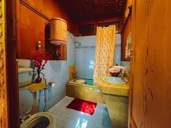 Gemini Group Of Houseboats - Banyo Tipleri