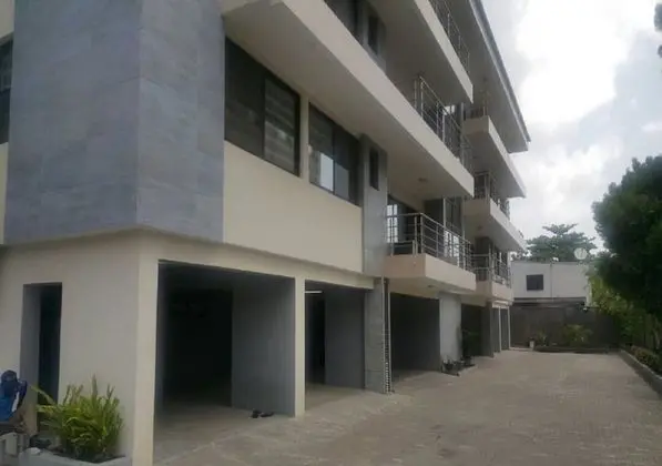 Gemini Place Apartments