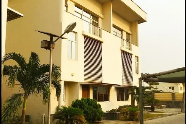 Gemini Place Apartments Oniru