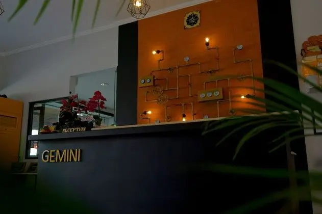 Gemini Star Hotel - Lobi