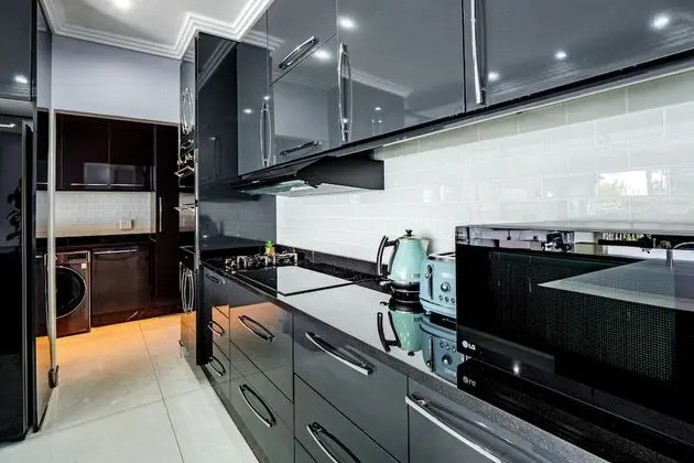 Gemmell Place by HostAgents - Mutfak