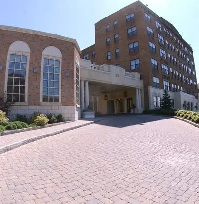 The Genesee Grande Hotel - 1