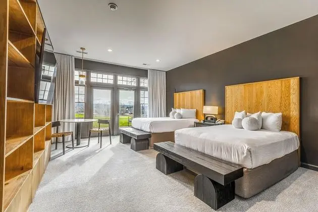 Geneva National Resort - Öne Çıkan Resim