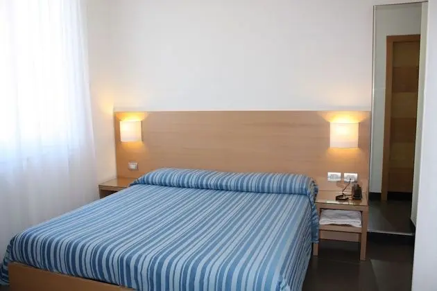 Hotel Genova - Oda