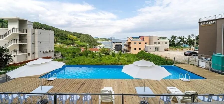 Geoje Amor Family Pension